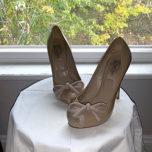 Valentino - Picture 1 of 1